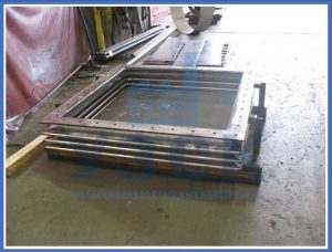 прямоугольные линзовые компенсаторы в Нефтеюганске